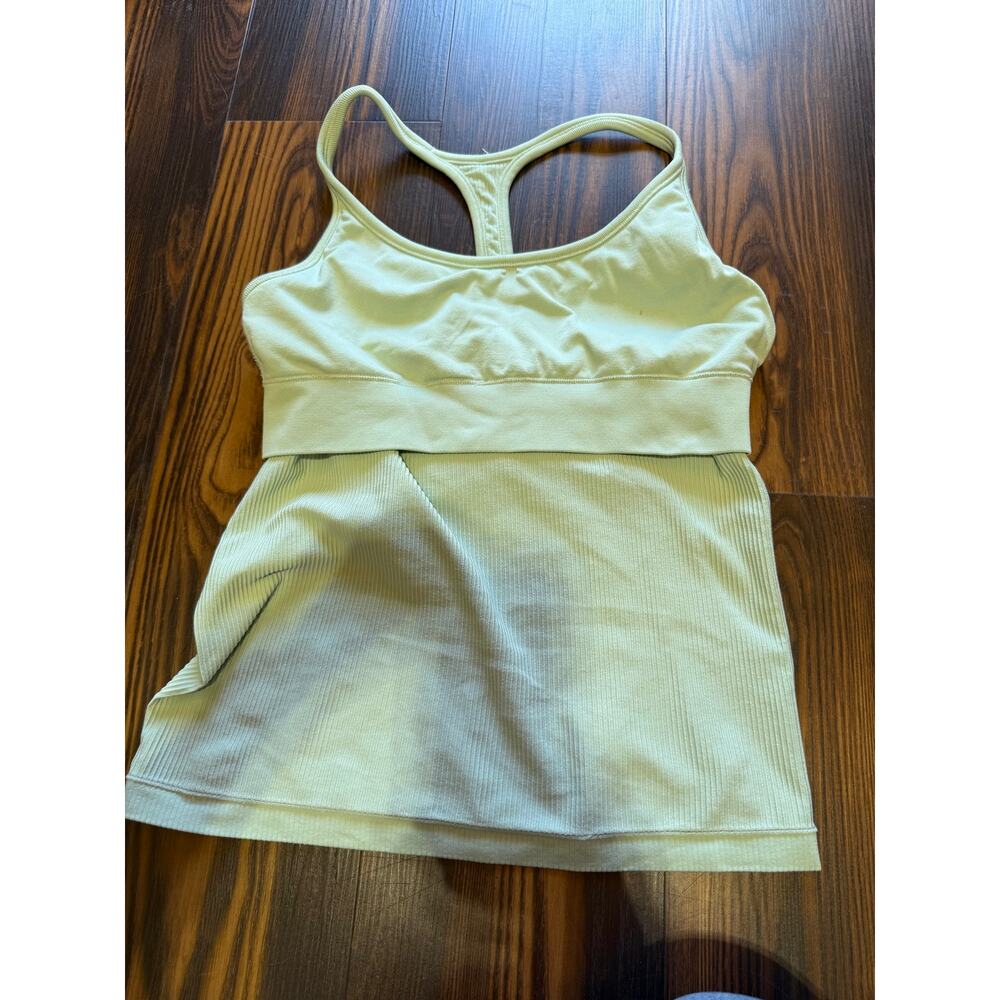 Athleta Ribbed Racerback Tank with Built In Shelf Bra Size L - Picture 5 of 6